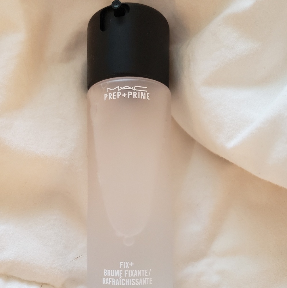 MAC Fix+ Prep+Prime (PLUS FREEBIES!)